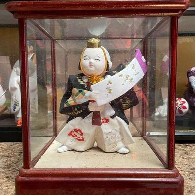 PCT096- Ceramic Japanese Figurine in Glass Display Case