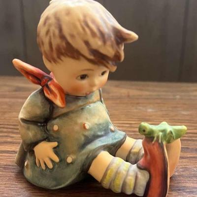 PCT122- Hummel Goebel â€œFriend Or Foeâ€ Figurines