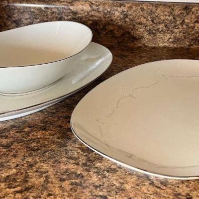 PCT167- Noritake Bone China Serving Platers