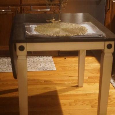 Drop leaf Kitchen Table 29x36x30 50" Extended 