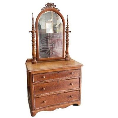 Lot 014   7 Bid(s)
Antique Burled Carved Chest of Drawers With Mirror