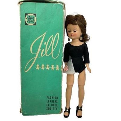 Lot 155   2 Bid(s)
1950s Vintage Vogue Jill Fashion Doll Brunette Ponytail
