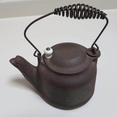 Wagner miniature tea kettle