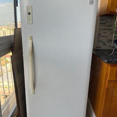 MFL093- Kenmore Freestanding Refrigerator