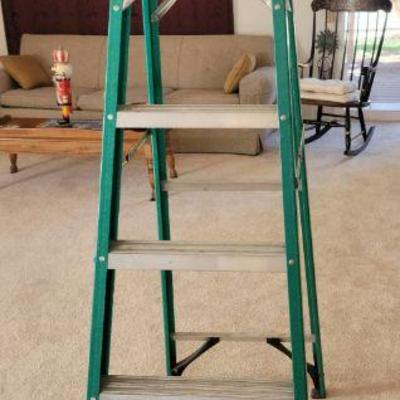 8 ft Werner ladder