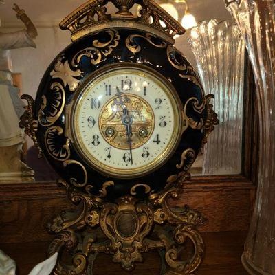 Imperial mantle clock