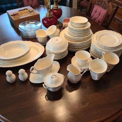 Wedgwood dishes - Queens shape