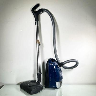 MIELE COMPACT C2 ELECTRO+ POWERLINE VACUUM 
