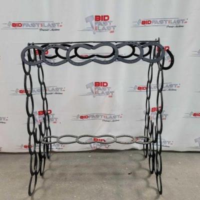 #563 â€¢ Horseshoe saddle rack
