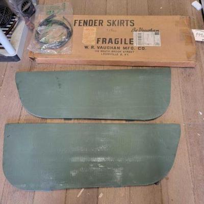 #7686 â€¢ Vaughan Fender Skirts
