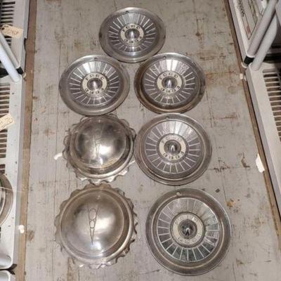 #7280 â€¢ (7) Hub Caps
