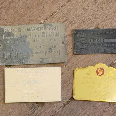 #7700 â€¢ (4) Car Plaques
