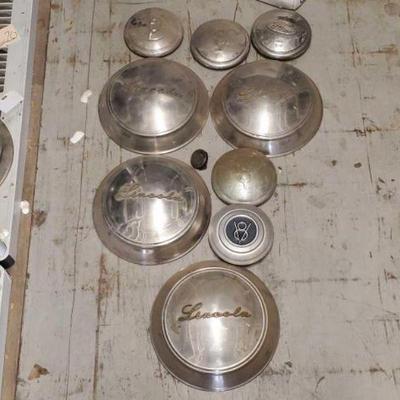 #7284 â€¢ (9) HubCaps
