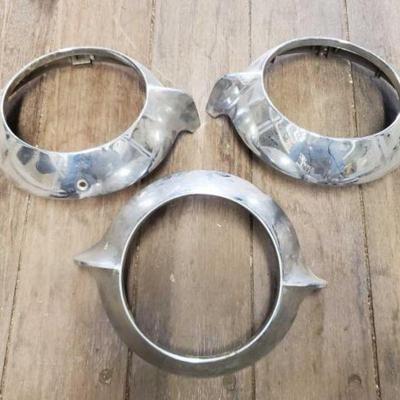 #7582 â€¢ (3) Headlight Bezzels
