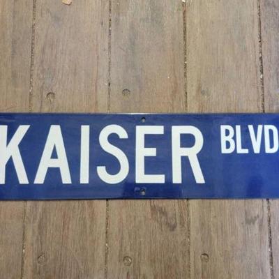 #7180 â€¢ Porcelain Kaiser Blvd. Sign
