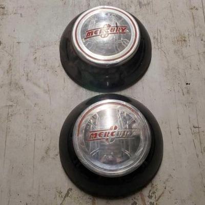 #7516 â€¢ (2) Vintage Mercury Hubcaps
