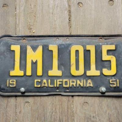 #7181 â€¢ 1951 California License Plate
