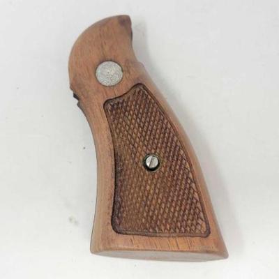 #2000 â€¢ Smith & Wesson Wooden Grip
