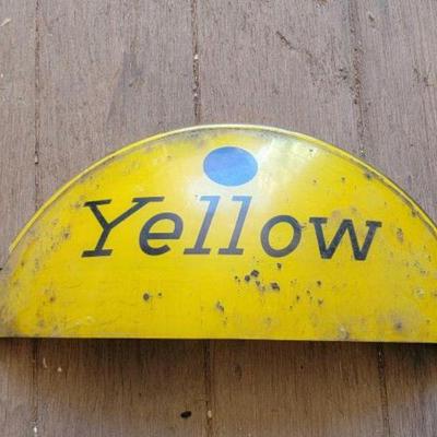 #7714 â€¢ Yellow Taxi Cab Sign
