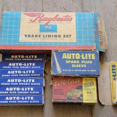 #7720 â€¢ Brake Lining Set & Spark Plug Ceramic Sleeves
