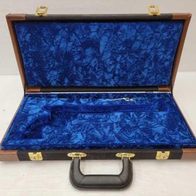 #2332 â€¢ Lockable Revolver Hard Case
