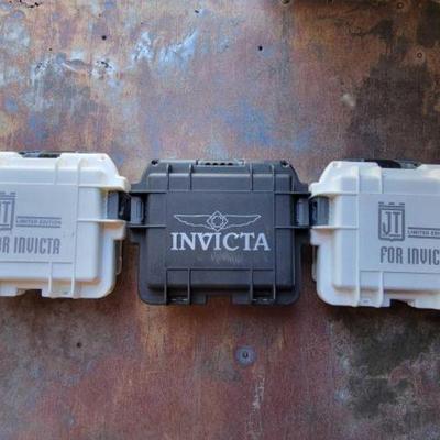 #6014 â€¢ (3) Invicta watch cases
