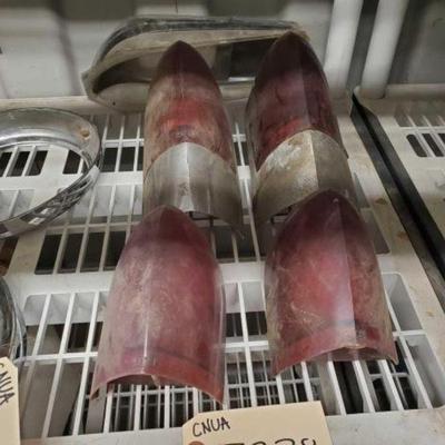 #7238 â€¢ (4) Vintage Kaiser Tail Lights & Tail Light Gasket Set
