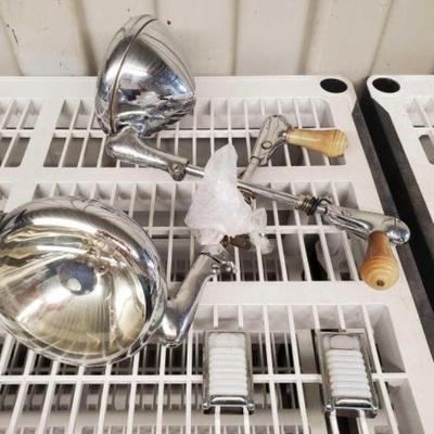 #7204 â€¢ (2)StudeBaker Vintage Automobile Spotlights & (2) Kaiser Manhattan Dome Lights
