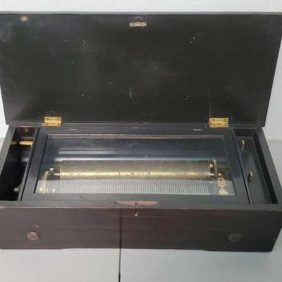#582 â€¢ Antique Wooden Cylinder Music Box
