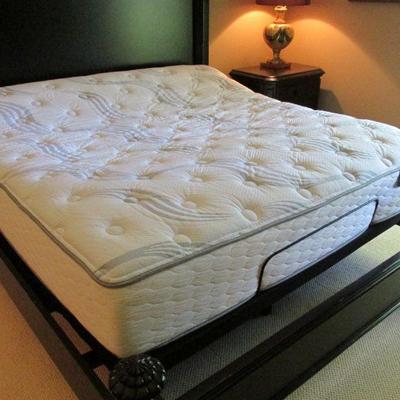 Sealy Ease king adjustable platform bed