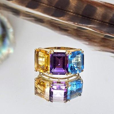 14k Yellow Gold Women's Ring Featuring Three Gems, Citrine, Amethyst and Blue Topaz in Baguette Cut - Ring Sz 6.75.Â  Each gem measures...