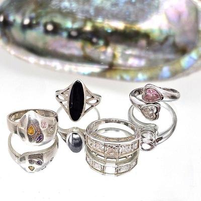 Set of Four Sterling Silver Women's Rings Sizes 6.5 - 7 - With Multi Colored Stones Including Onyx - tw 15.9g