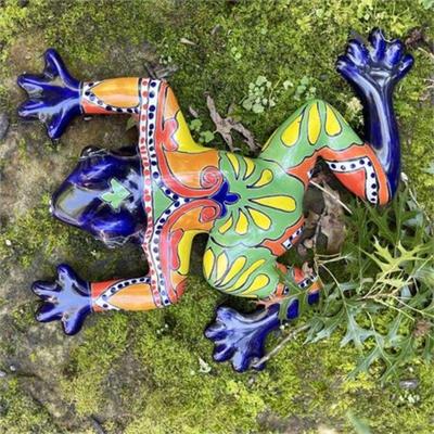 Lot 519  
Talavera Art Tree Frog Mexican Pottery Sculpture