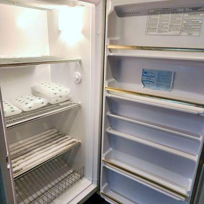 Lot 120 - Kenmore Upright Freezer 