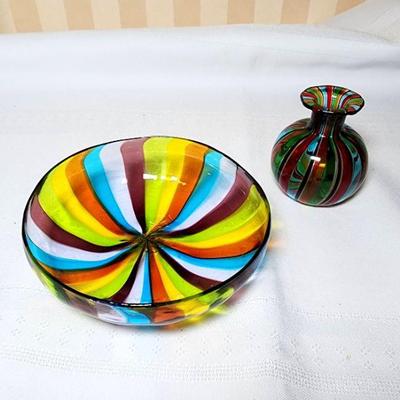 Lot 104 - Art Glass 