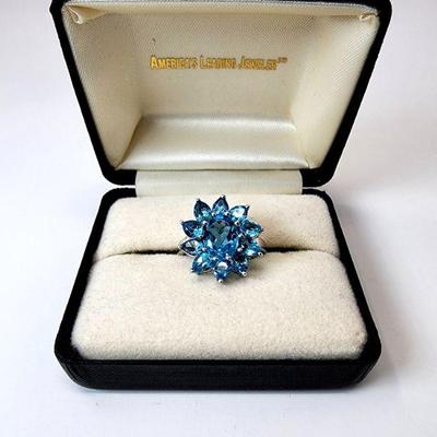 Lot 69 - Blue Topaz Sterling Silver Ring 