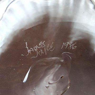 Lot 104 - Art Glass 