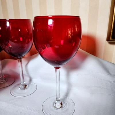 Lot 106 - Red Glass 