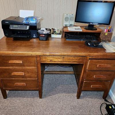 Lot 114 - Vintage Oak Desk 