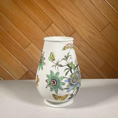 THE BOTANIC GARDEN CIRCA 1818 VASE | White ceramic vase decorated with colorful butterflyâ€™s amongst Blue Passion Flowers as labeled at...