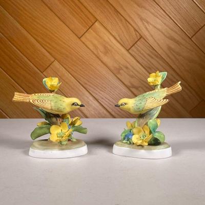 (2PC) PAIR LINLEY ADAMS YELLOW WARBLER FIGURINES | Staffordshire fine bone China, colorful painted yellow warbler figurines, signed on...