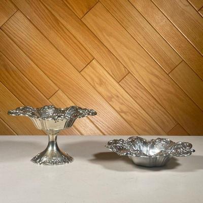 REED & BARTON STERLING BOWLS | Reposse Sterling bowls by Reed & Barton decorated with embossed floral reliefs, stamped 