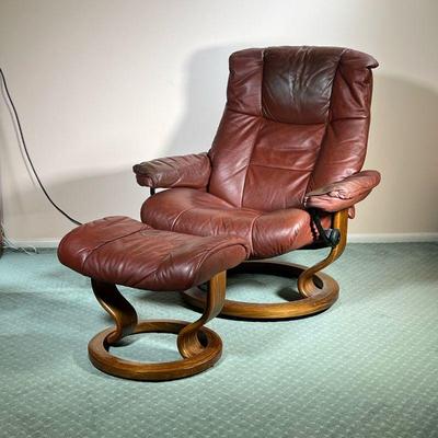 EKORNES LEATHER RECLINER | Brown leather recliner by ekornes in Norway. - l. 36 x w. 32 x h. 38 in 
