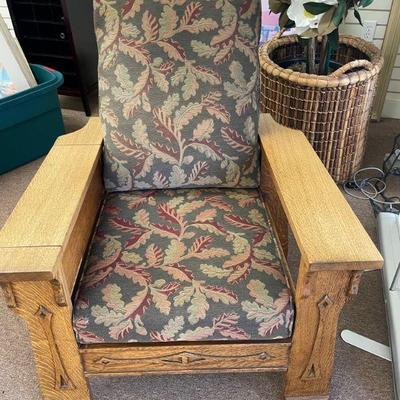 Vintage Arts and Craft oak reclining chair