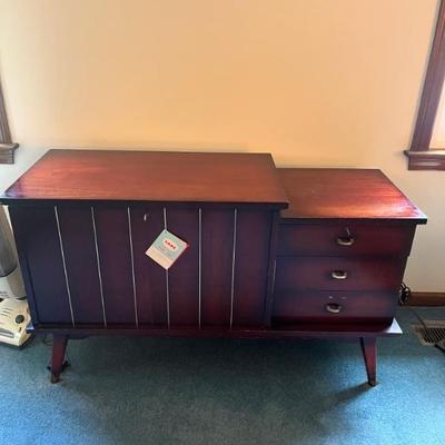 Mid Century Lane Chest with drawers