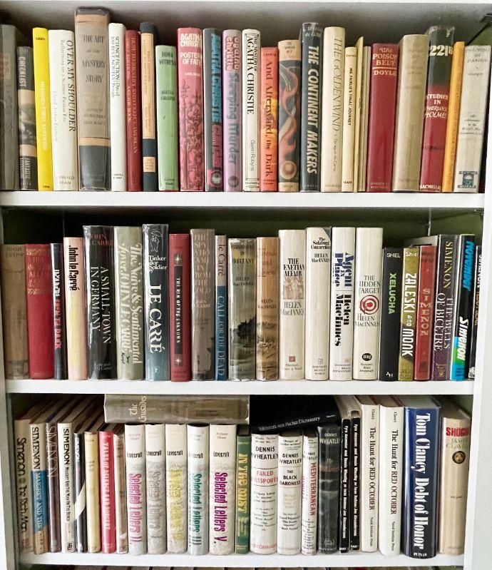 CLASSIC East Aurora Carnaby Estate Sale