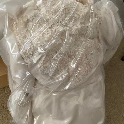 1970s Wedding Dress