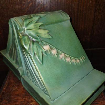 Roseville bookends