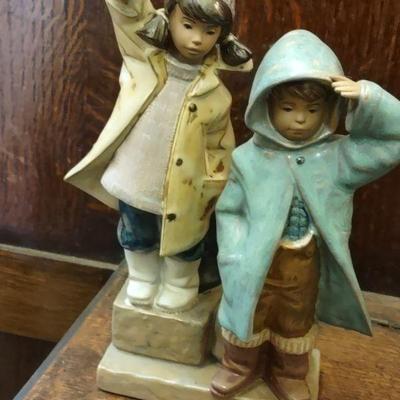 Yardro vintage figurines