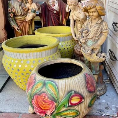 Planters & Yard Statues